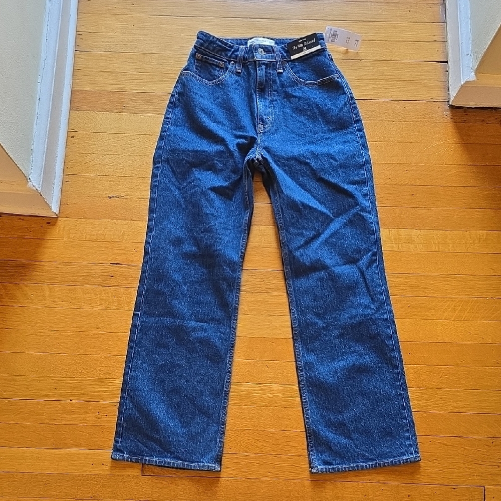 NWT Abercrombie & Fitch, The ‘90s Relaxed High Rise Jeans, Curve Love, W's 24S